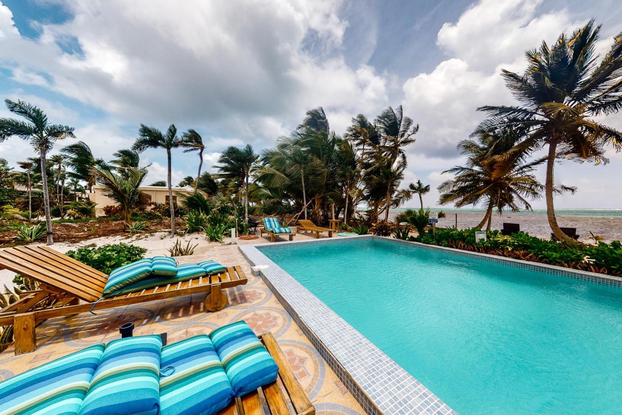Blue Water Beach Villas San Pedro  Bilik gambar